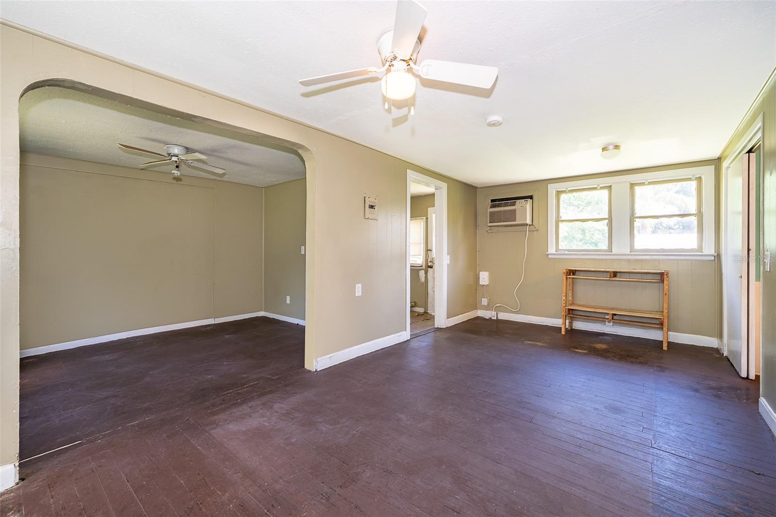 Image 4 of 20 For 1121 Votaw Road
