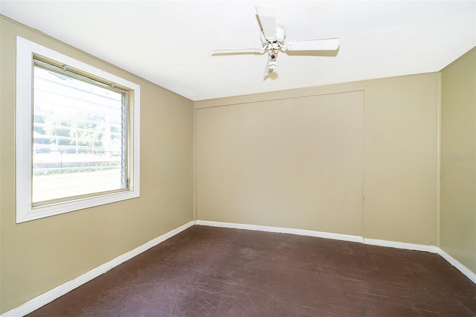 Image 6 of 20 For 1121 Votaw Road