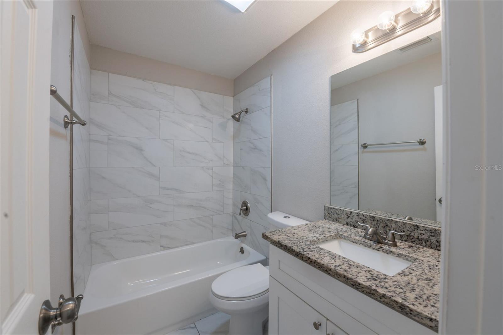 Image 16 of 33 For 4226 Kelly Miller Court