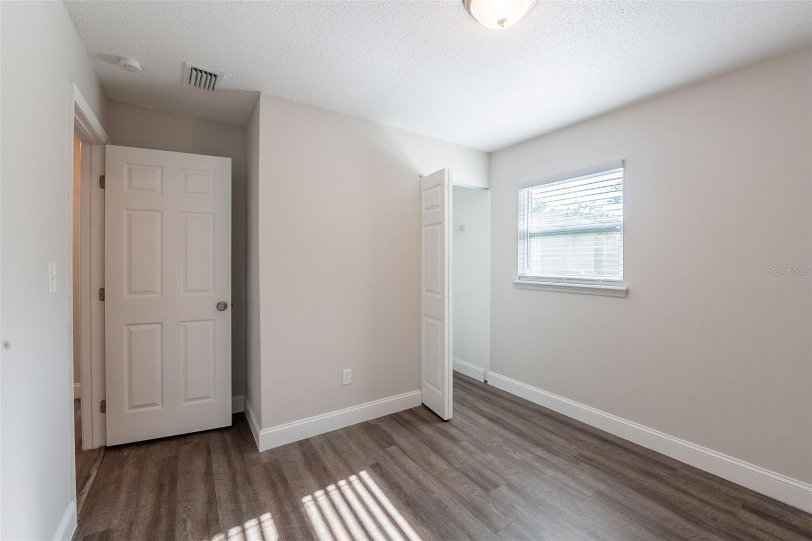 Image 24 of 33 For 4226 Kelly Miller Court