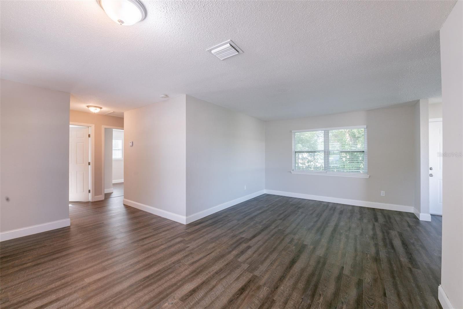 Image 6 of 33 For 4226 Kelly Miller Court