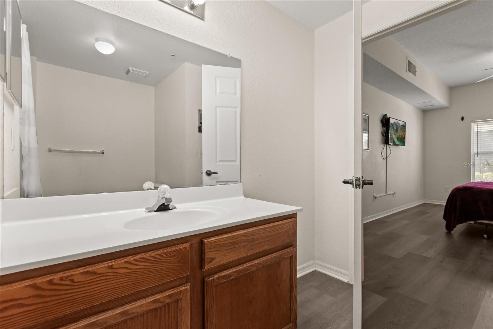 Image 11 of 41 For 2624 Lodi Circle 101