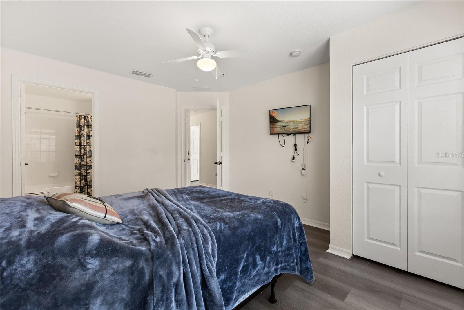 Image 27 of 41 For 2624 Lodi Circle 101