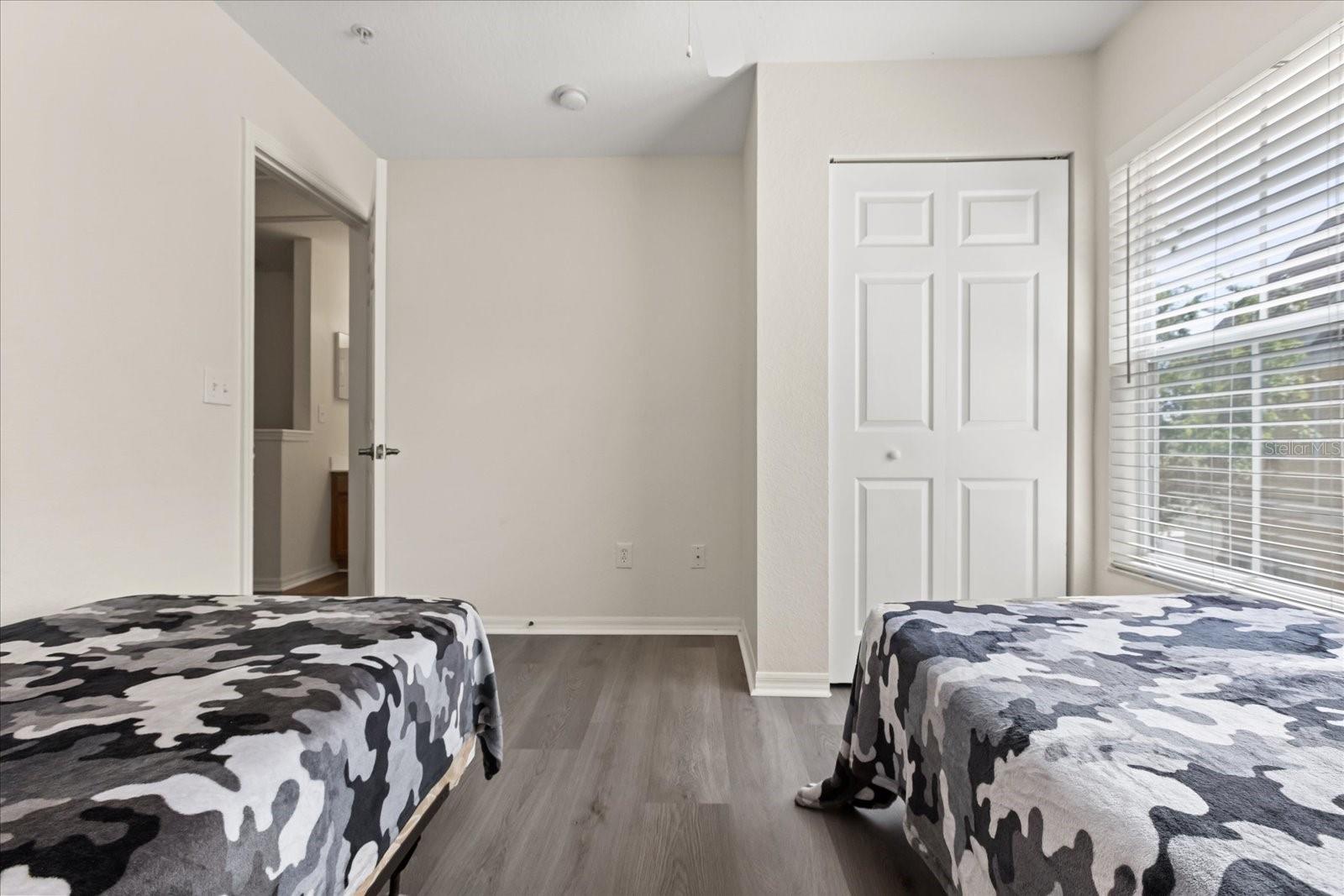 Image 32 of 41 For 2624 Lodi Circle 101