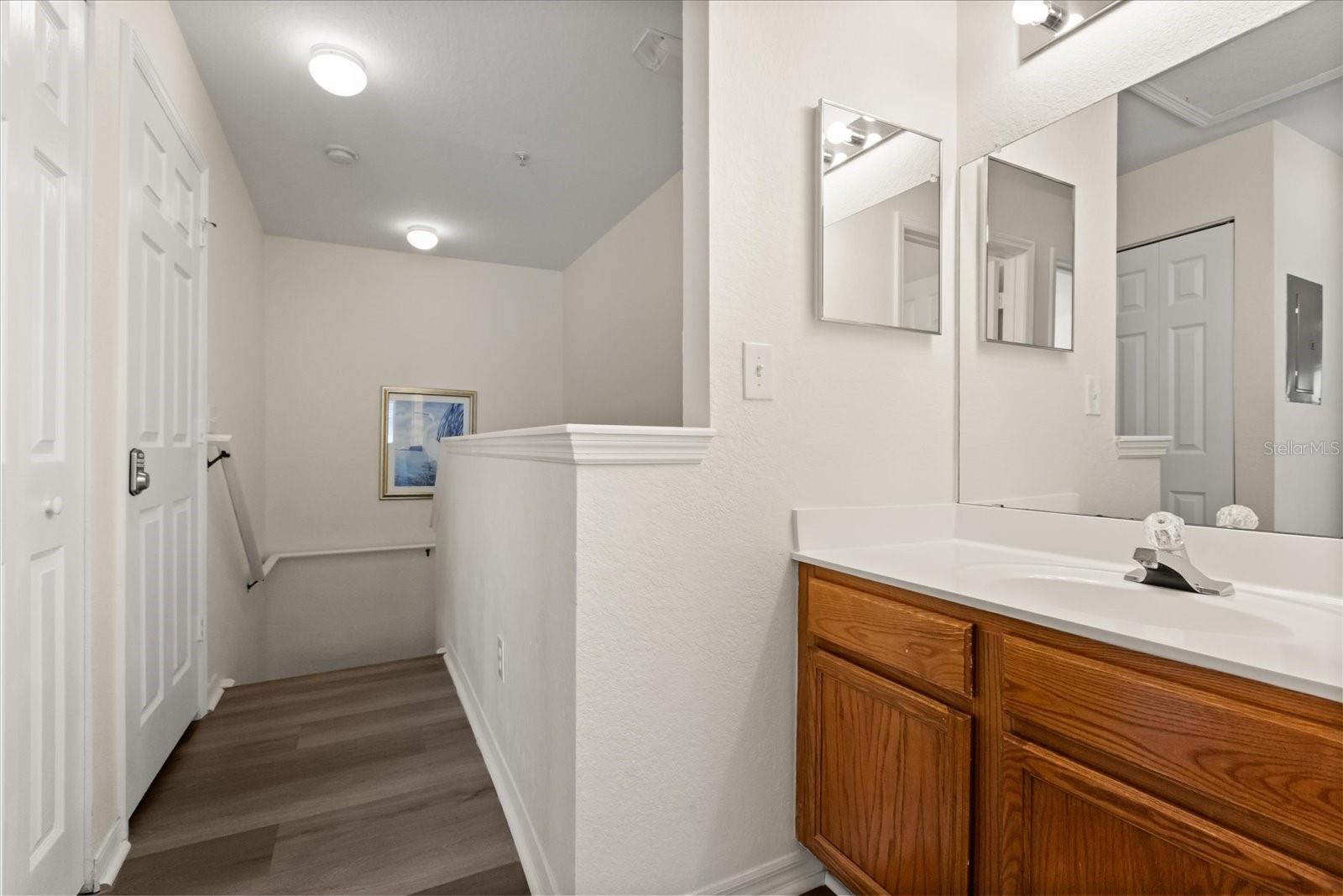 Image 35 of 41 For 2624 Lodi Circle 101