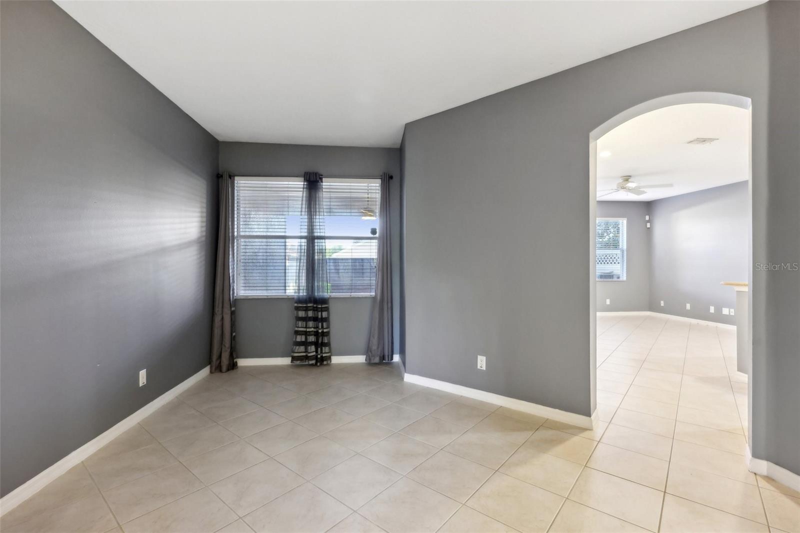 Image 17 of 48 For 585 Cruz Bay Circle