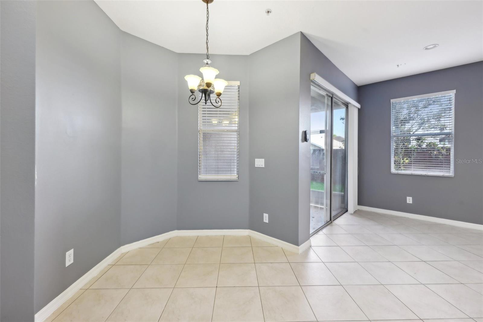 Image 27 of 48 For 585 Cruz Bay Circle