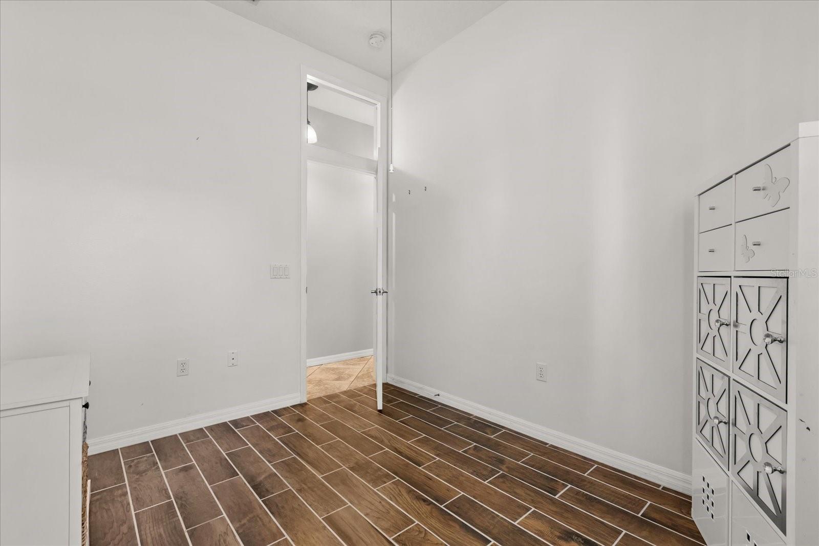 Image 21 of 38 For 1723 Lee Janzen Drive