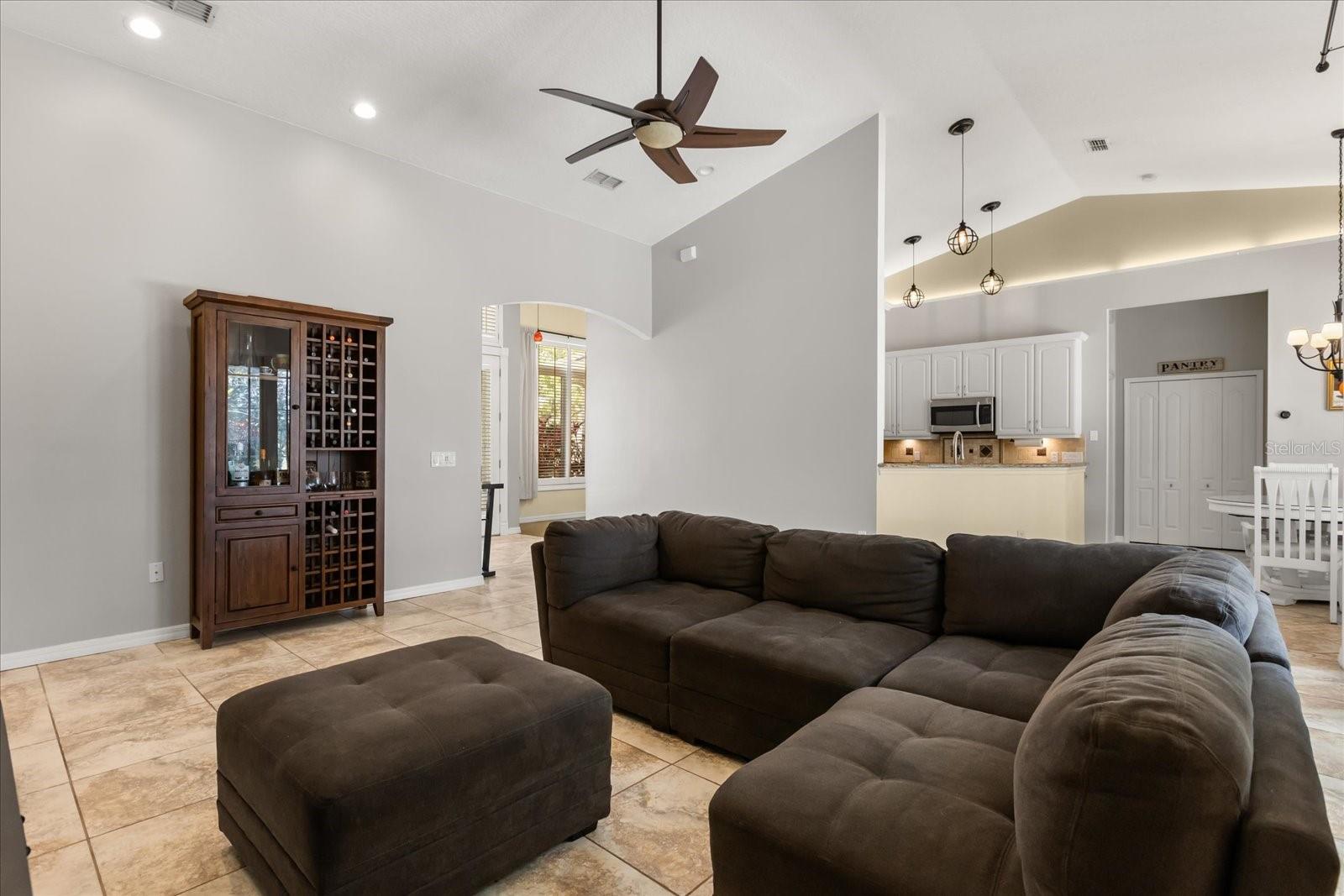 Image 9 of 38 For 1723 Lee Janzen Drive