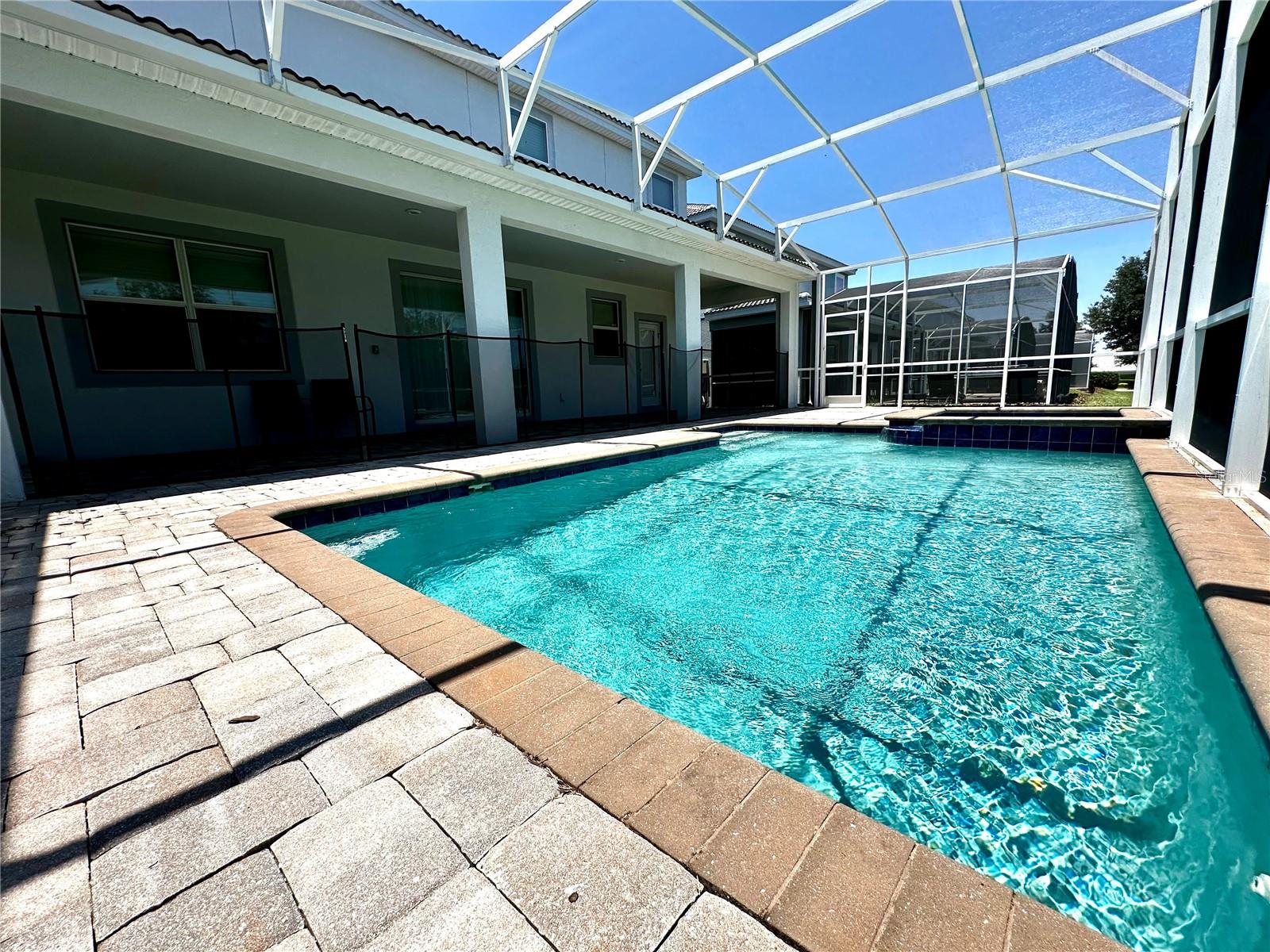 Image 3 of 50 For 1513 Maidstone Court