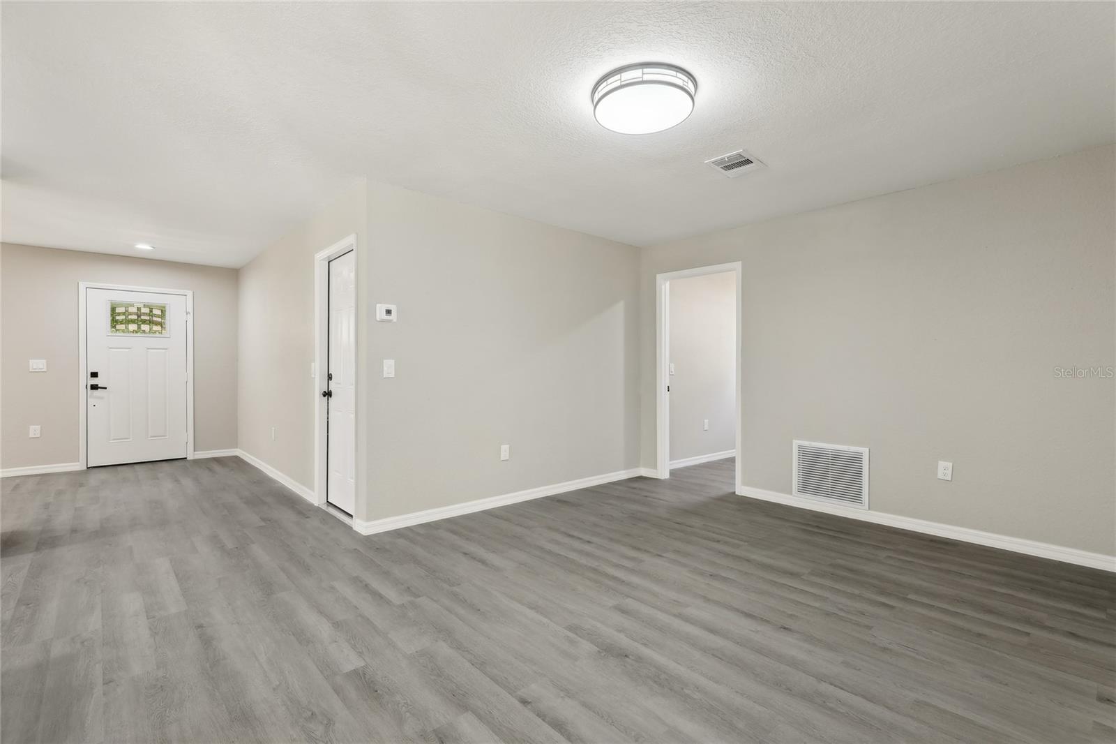 Image 12 of 40 For 641 Peachwood Drive