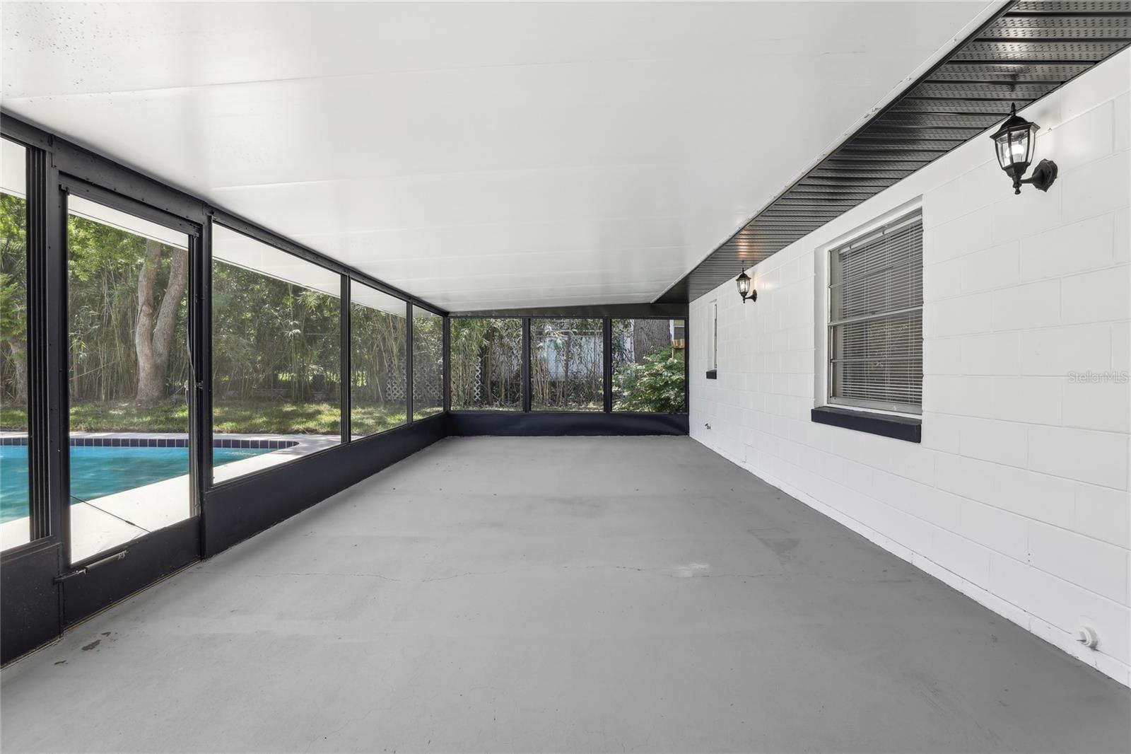 Image 36 of 40 For 641 Peachwood Drive