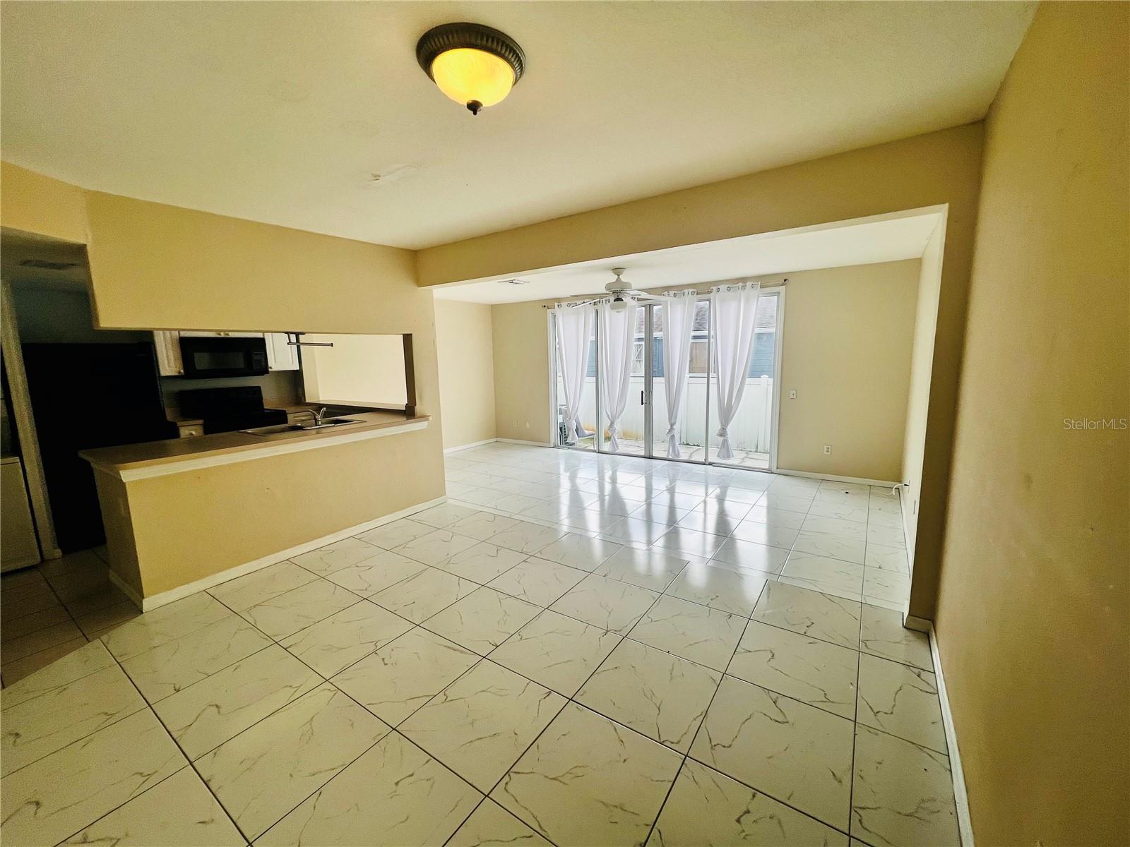 Image 3 of 12 For 153 Mango Drive