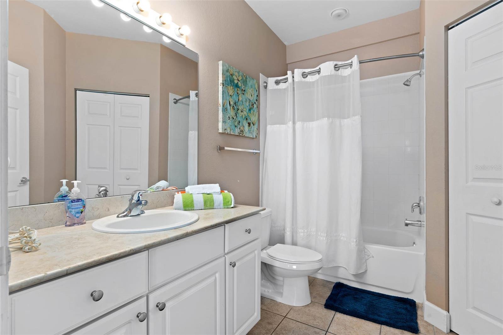 Image 13 of 34 For 2952 Lucayan Harbour Circle 105
