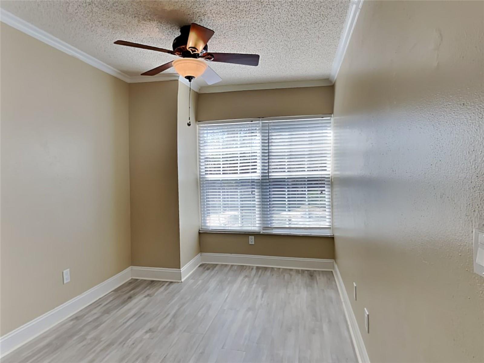 Image 11 of 15 For 4443 Brook Hollow Circle