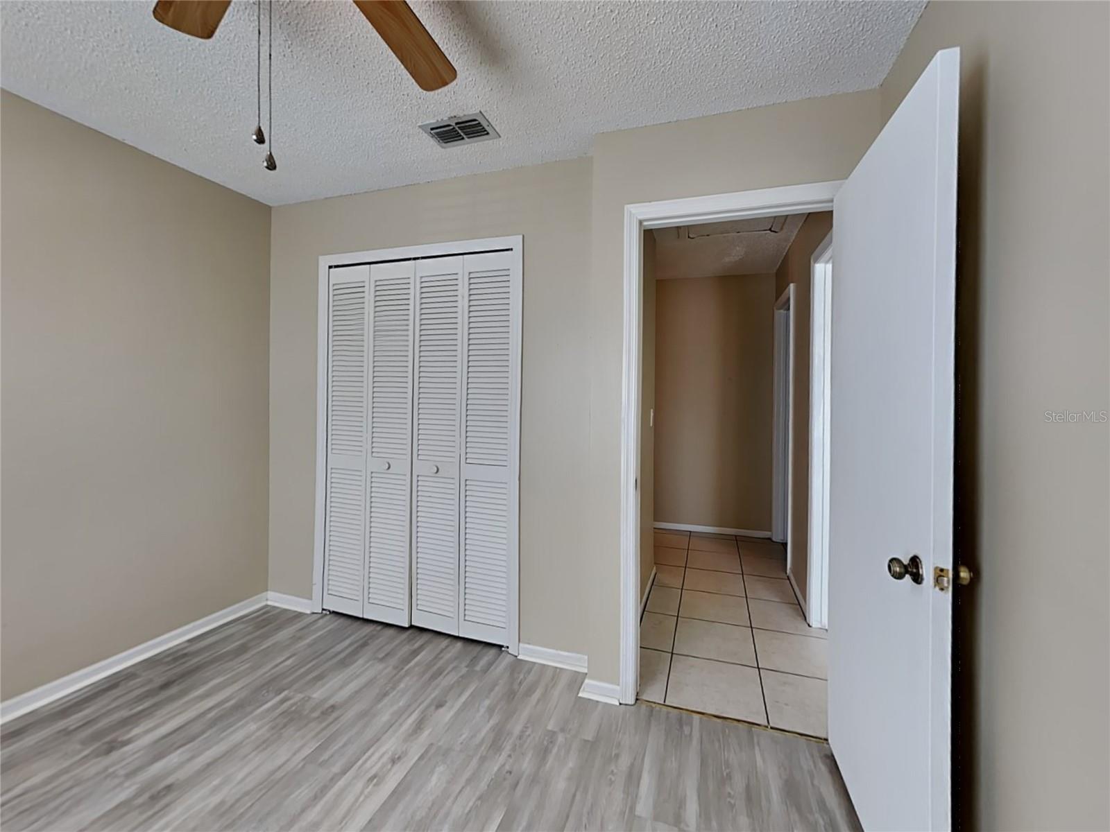 Image 9 of 15 For 4443 Brook Hollow Circle