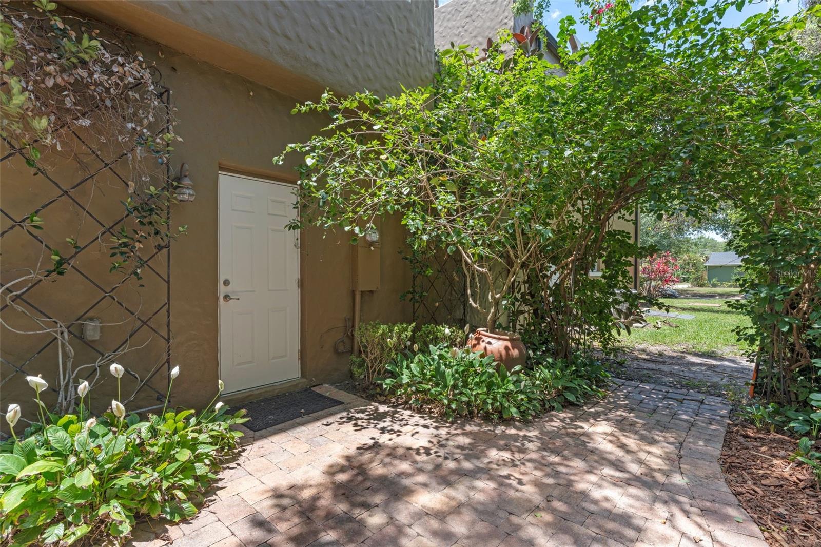 Image 30 of 34 For 2238 Hawick Lane 2238