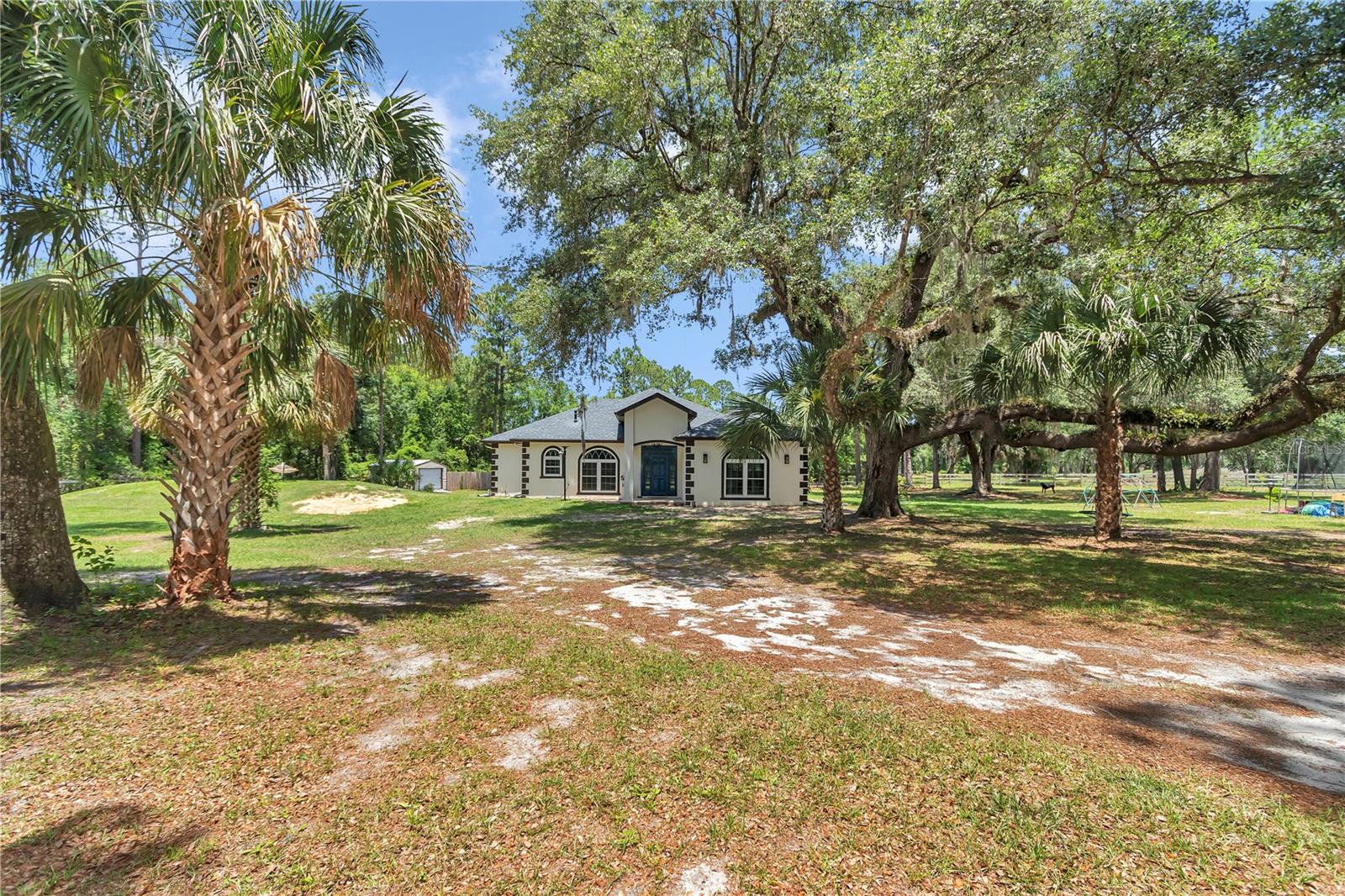 Image 3 of 53 For 16758 135th Avenue