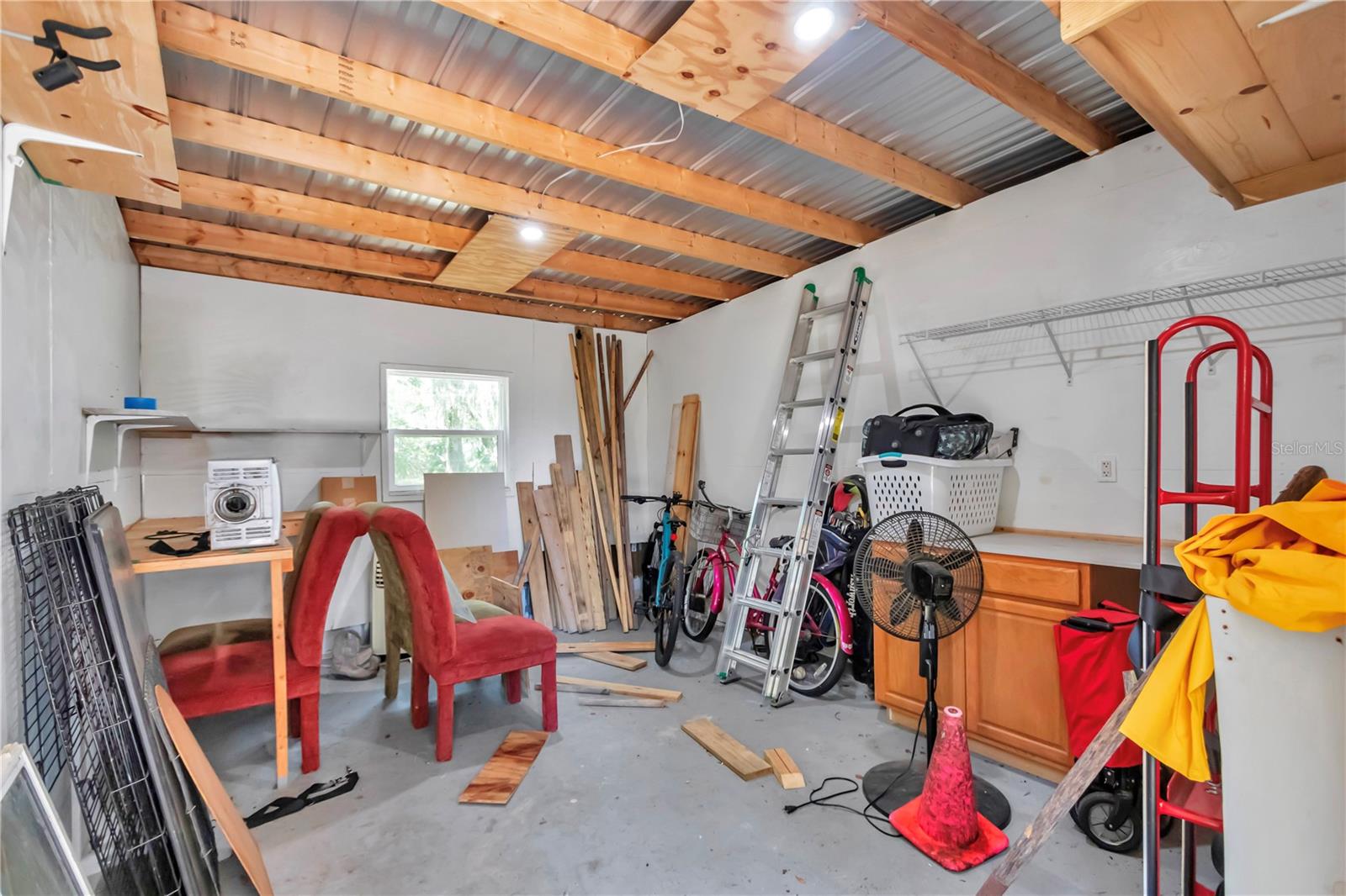 Image 36 of 53 For 16758 135th Avenue