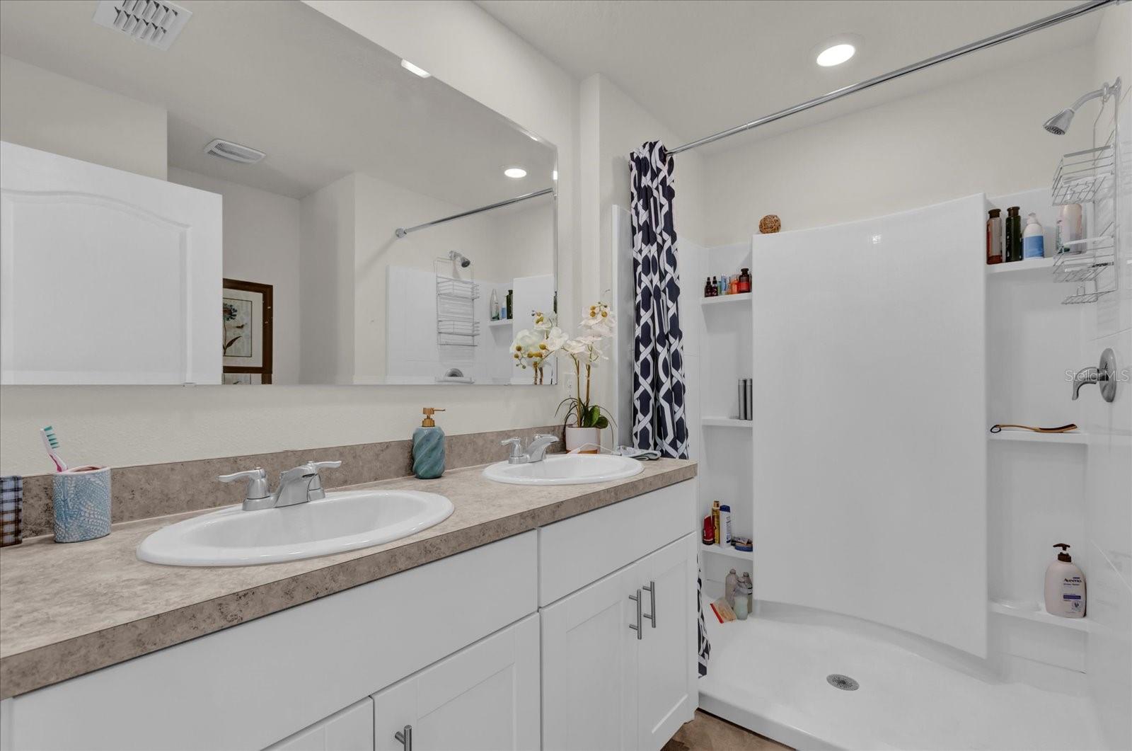 Image 22 of 31 For 1555 Dawnview Way
