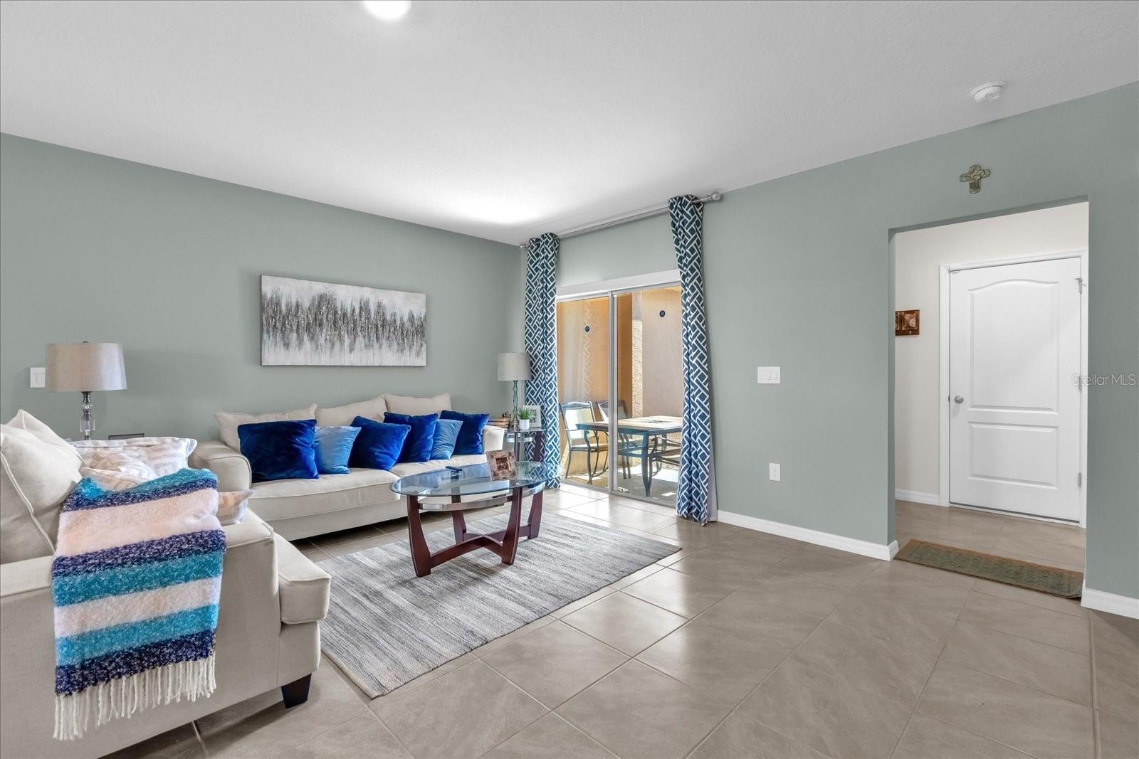 Image 6 of 31 For 1555 Dawnview Way