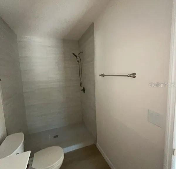 Image 11 of 16 For 6226 Chestnut Terrace