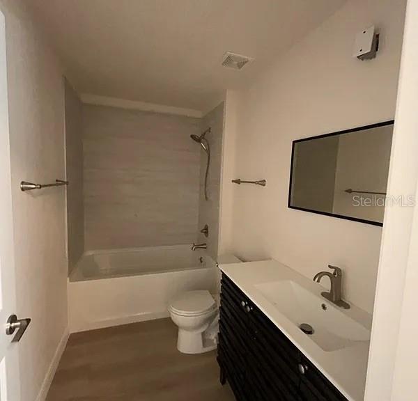 Image 7 of 16 For 6226 Chestnut Terrace
