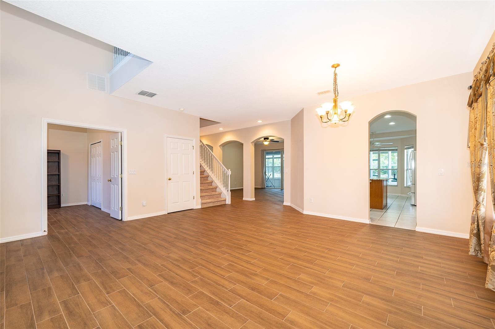 Image 11 of 39 For 7263 Winding Lake Circle