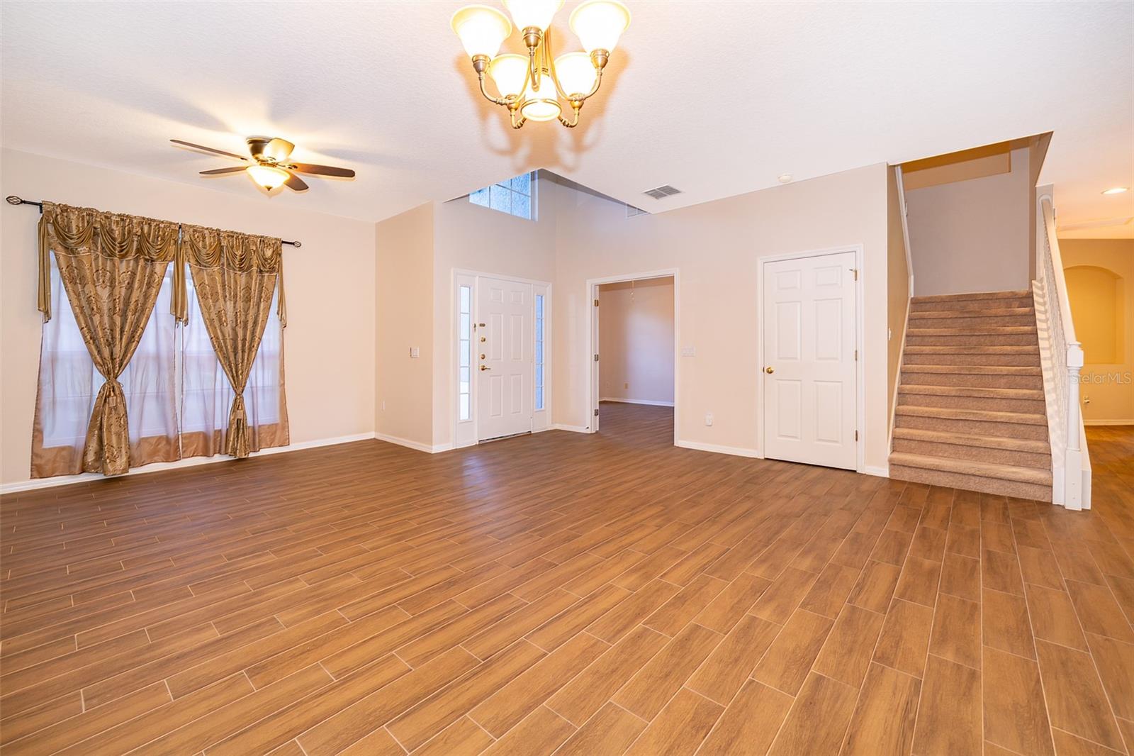Image 12 of 39 For 7263 Winding Lake Circle