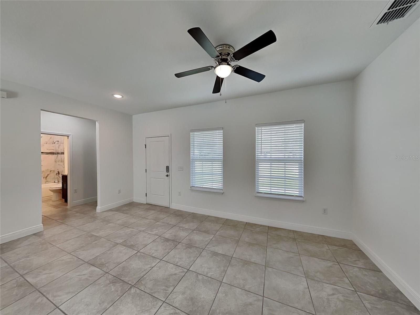 Image 3 of 16 For 10923 Robert Dean Way