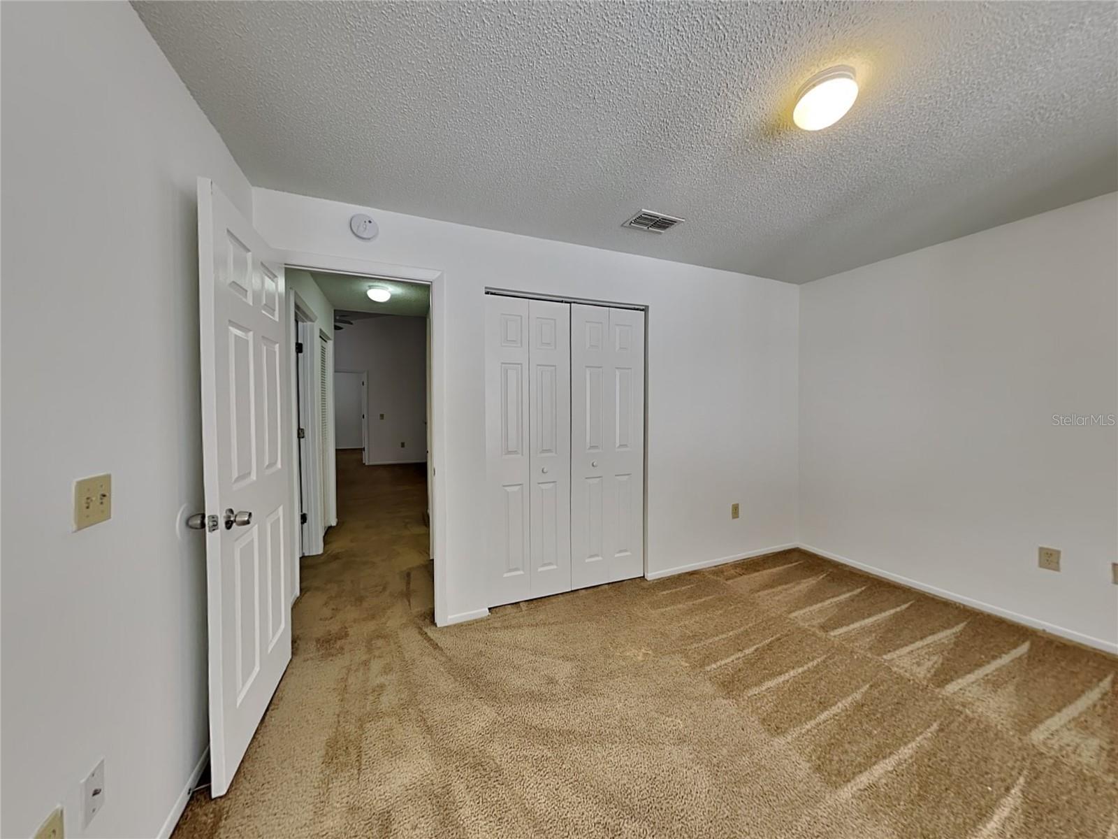 Image 12 of 15 For 1221 Bermuda Lakes Lane 204