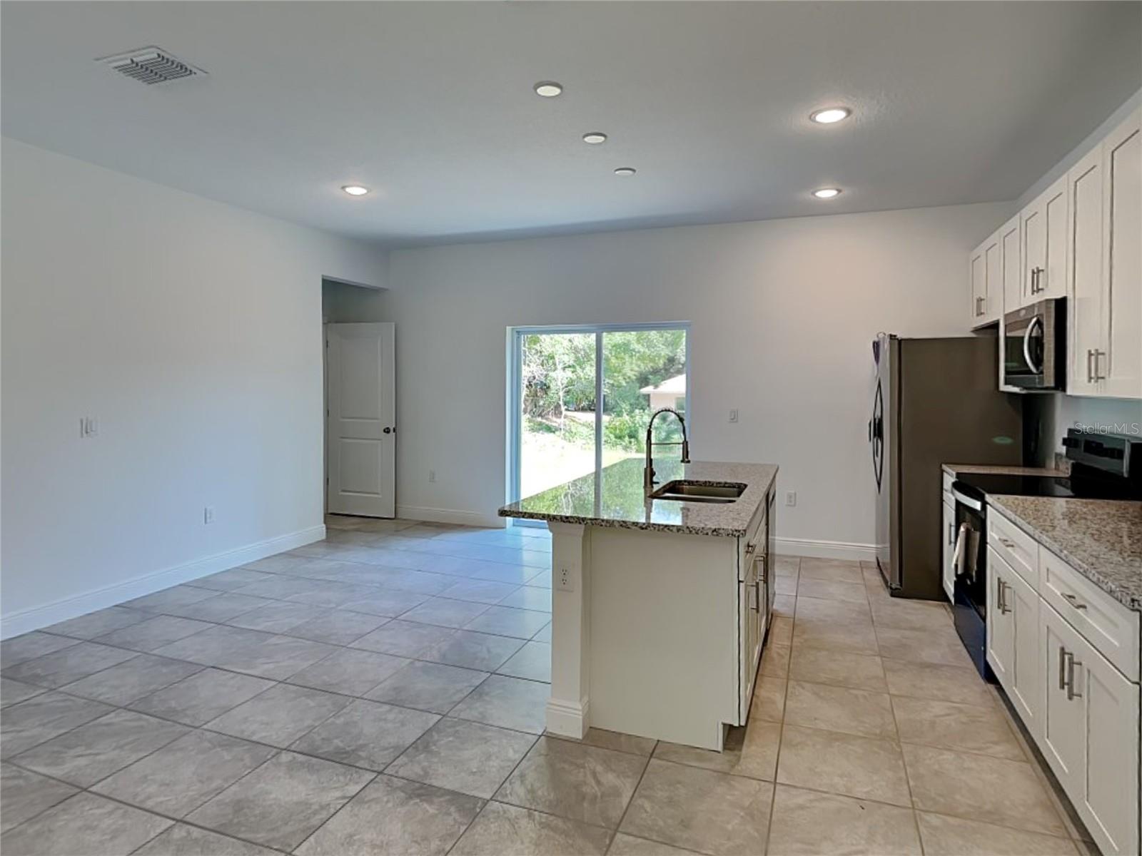 Image 4 of 22 For 1571 Alexander Drive