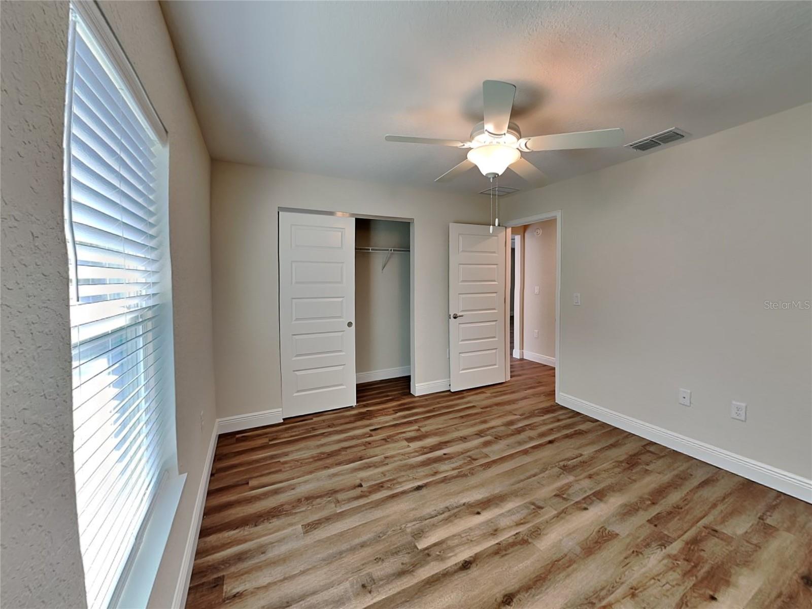 Image 11 of 16 For 5 Emerald Trail Place
