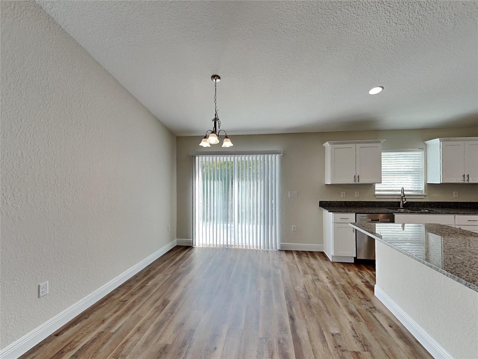 Image 4 of 16 For 5 Emerald Trail Place