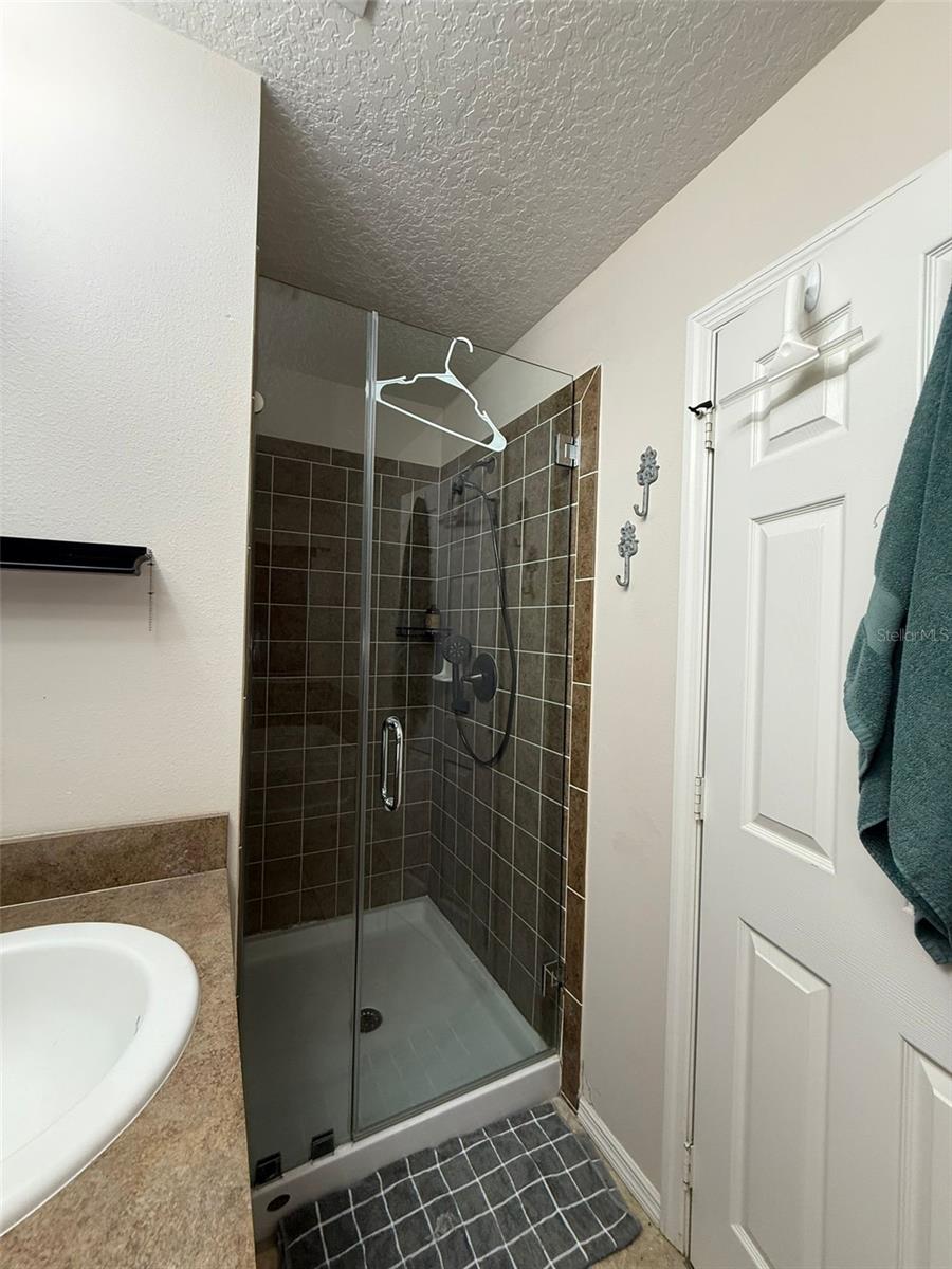 Image 11 of 22 For 626 Old Pine Court