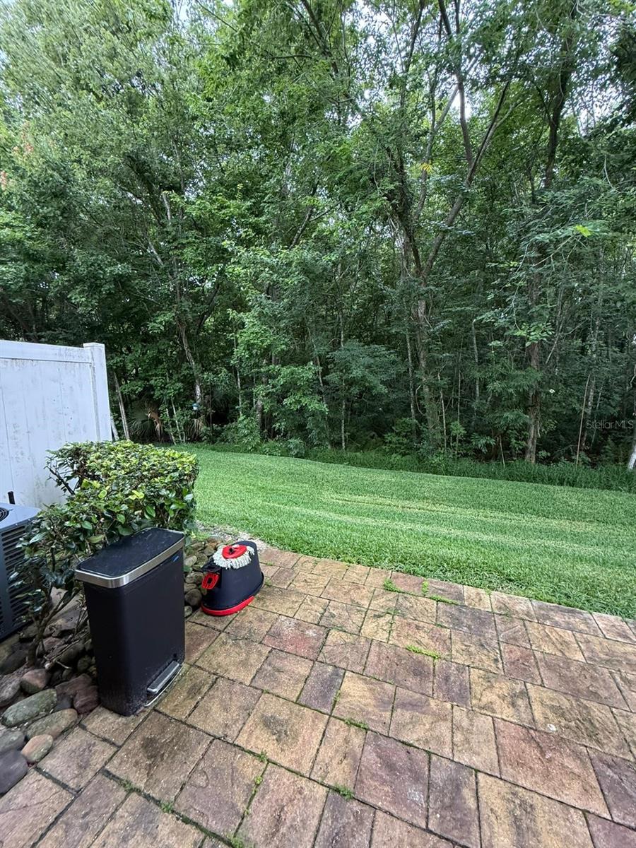 Image 7 of 22 For 626 Old Pine Court