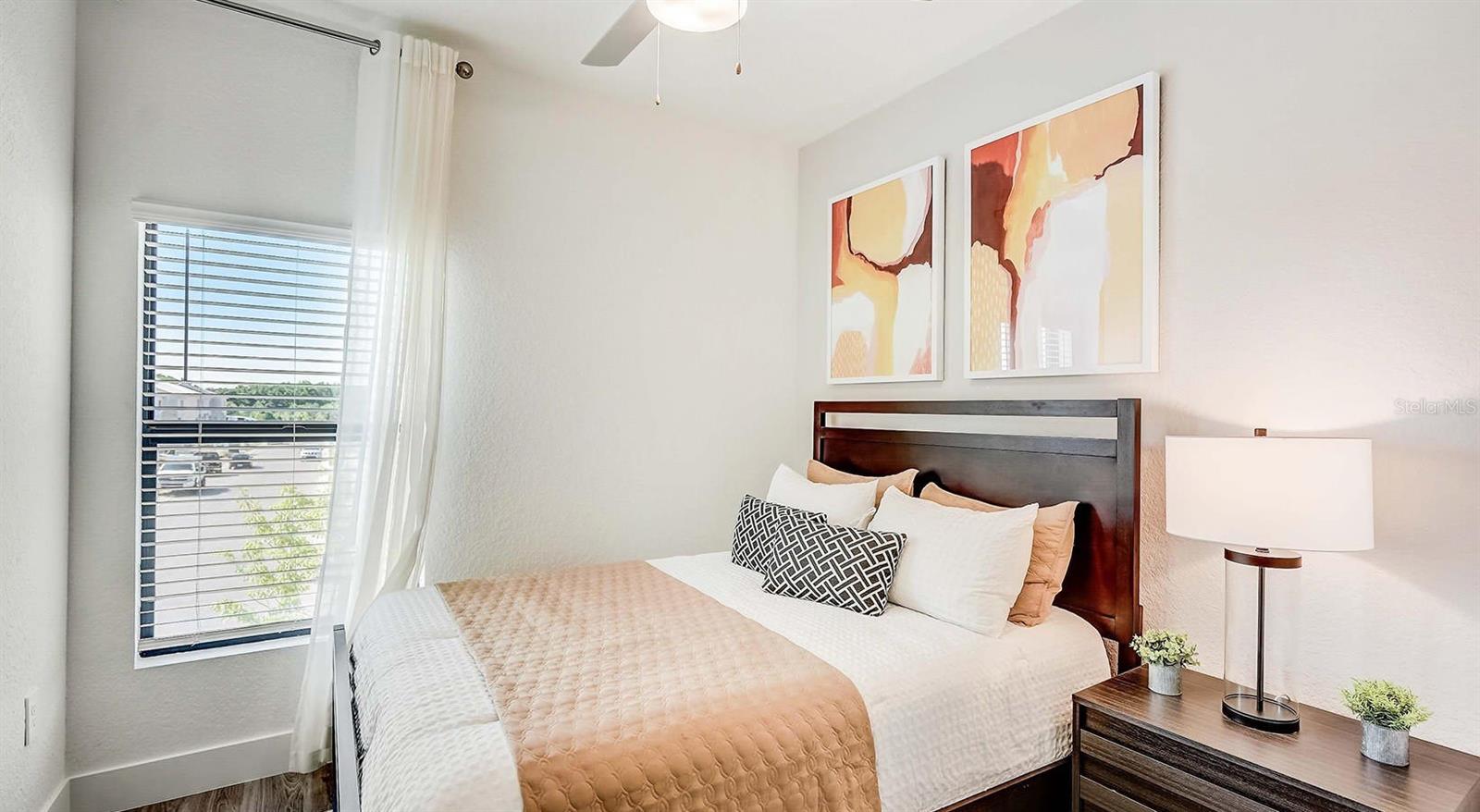 Image 18 of 29 For 8044 Gulfstream Court Amber 8089