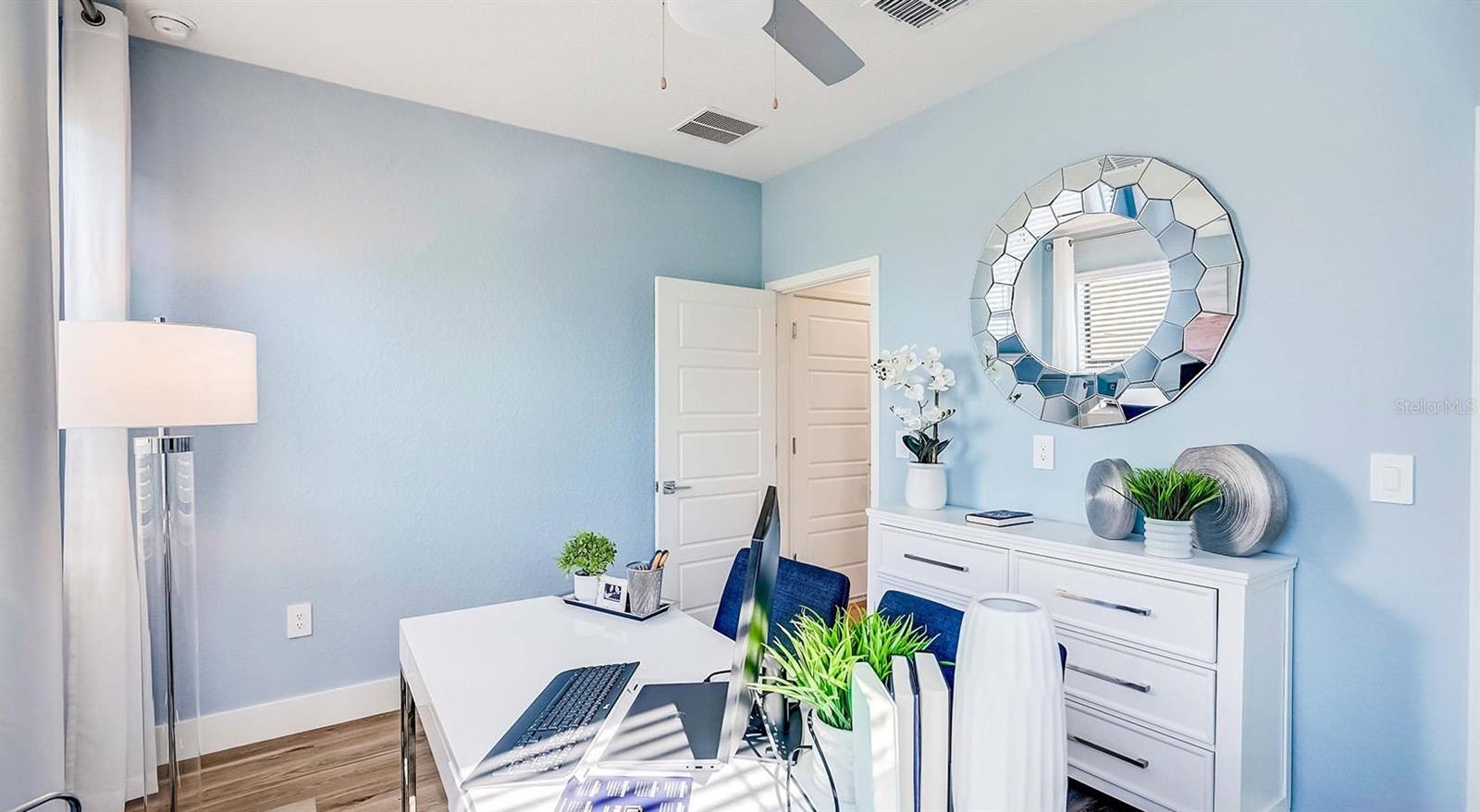 Image 23 of 29 For 8044 Gulfstream Court Amber 8089