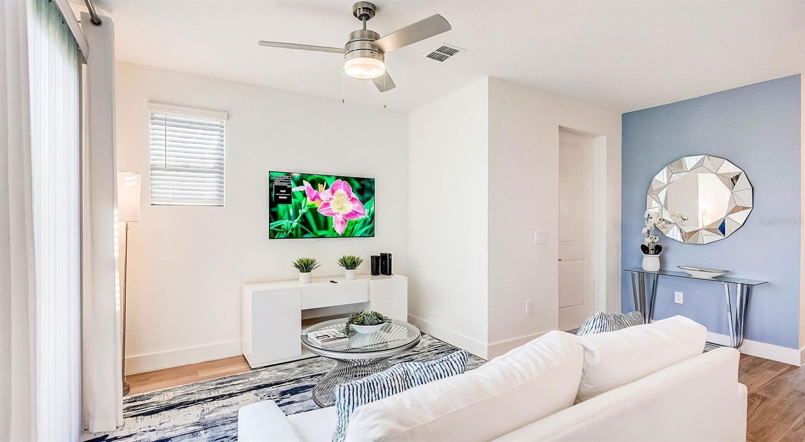 Image 8 of 29 For 8044 Gulfstream Court Amber 8089