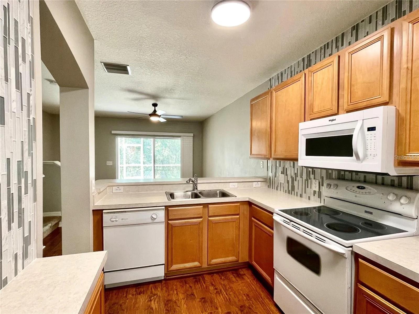 Image 4 of 19 For 5864 Fishhawk Ridge Drive