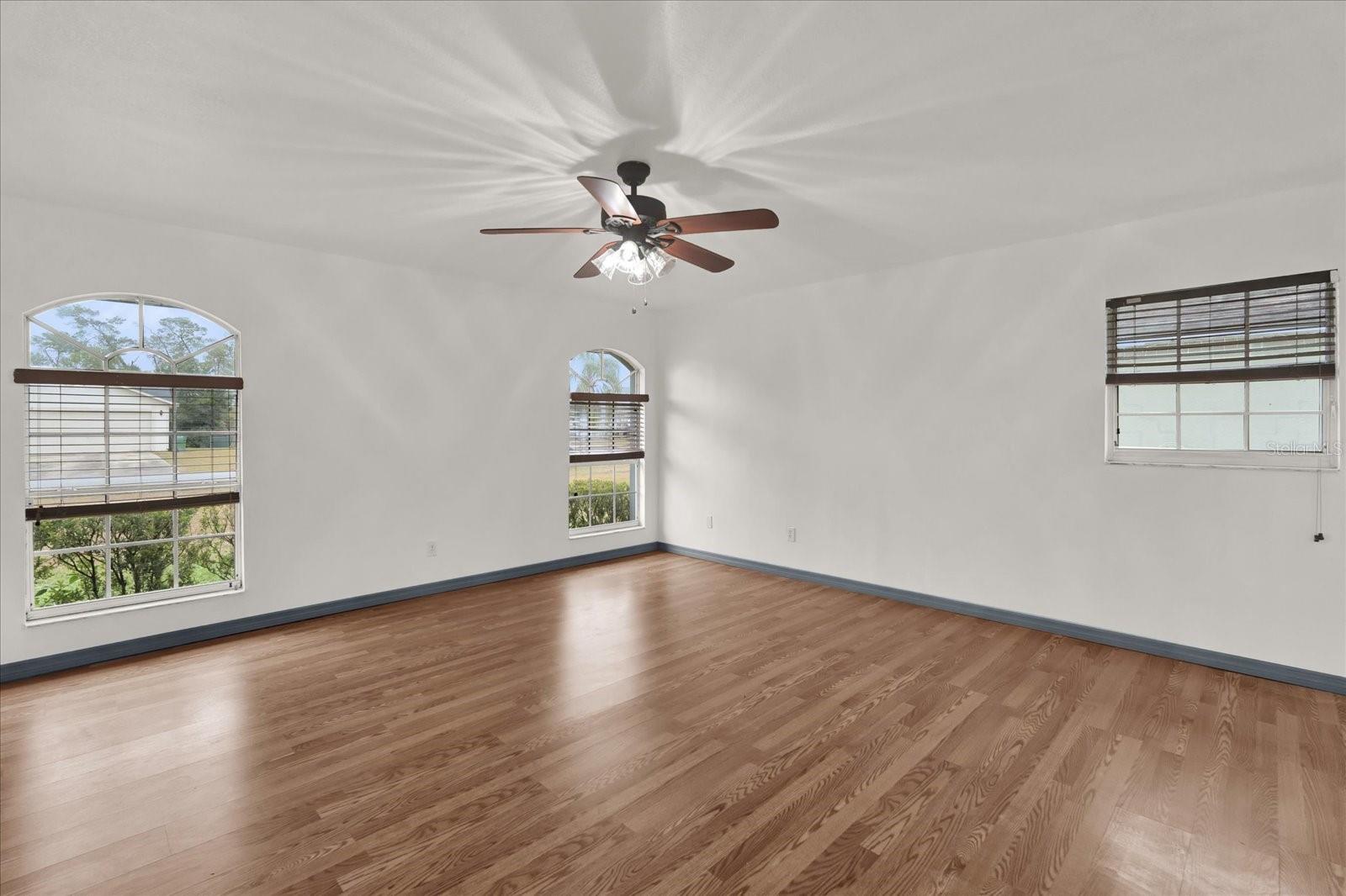 Image 17 of 32 For 2841 Derby Drive