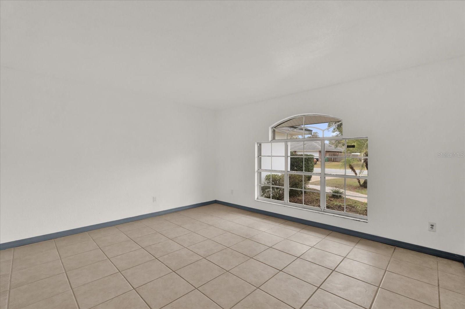 Image 5 of 32 For 2841 Derby Drive