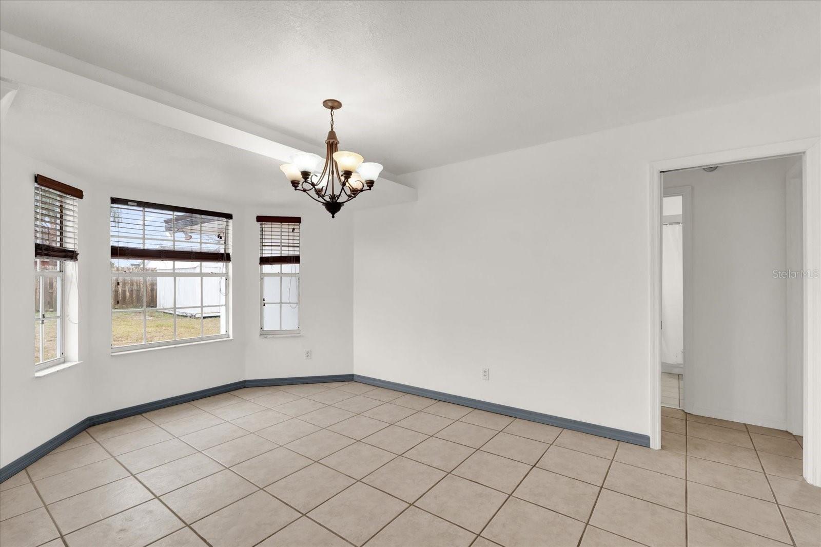 Image 8 of 32 For 2841 Derby Drive
