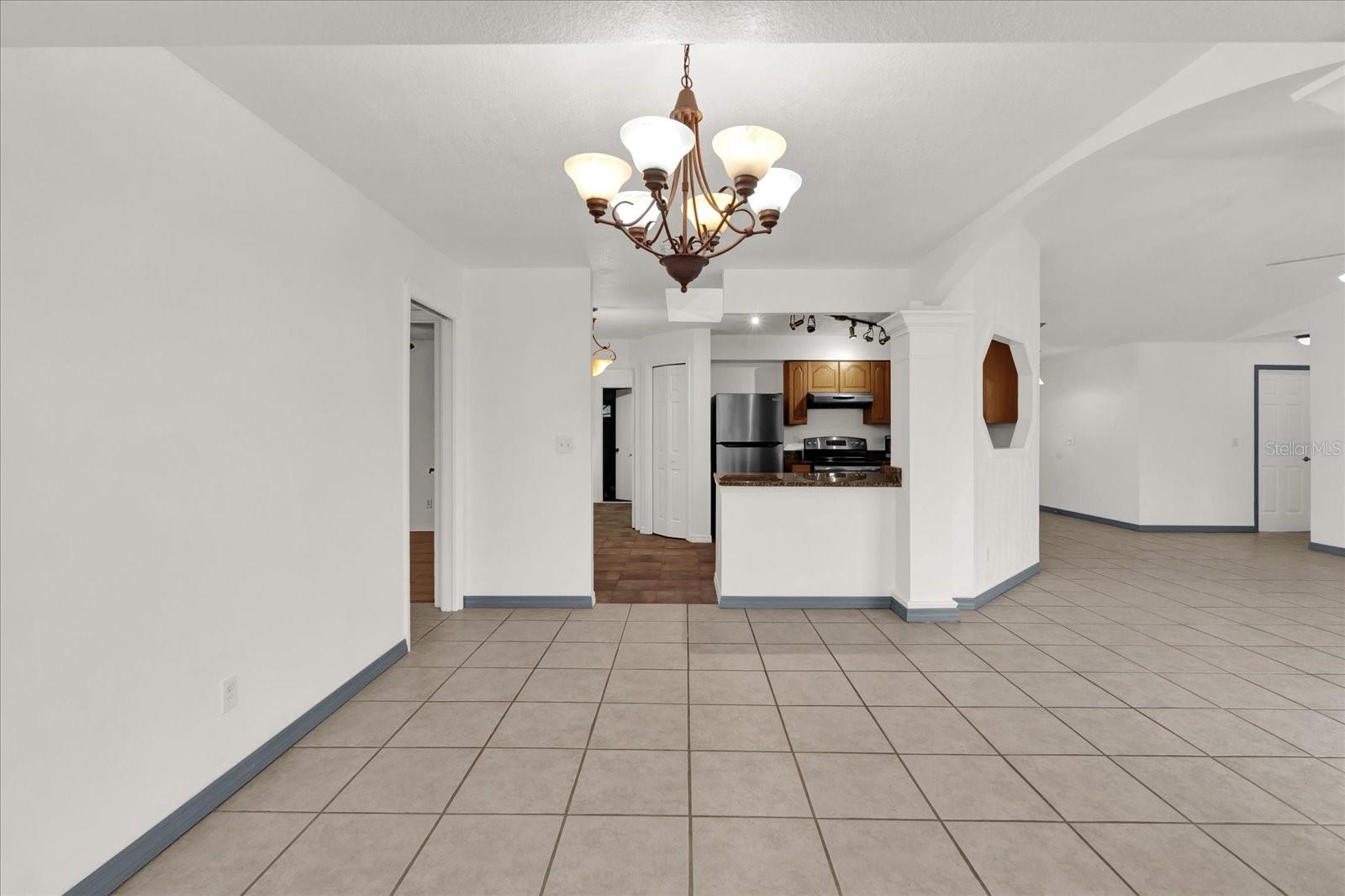 Image 9 of 32 For 2841 Derby Drive
