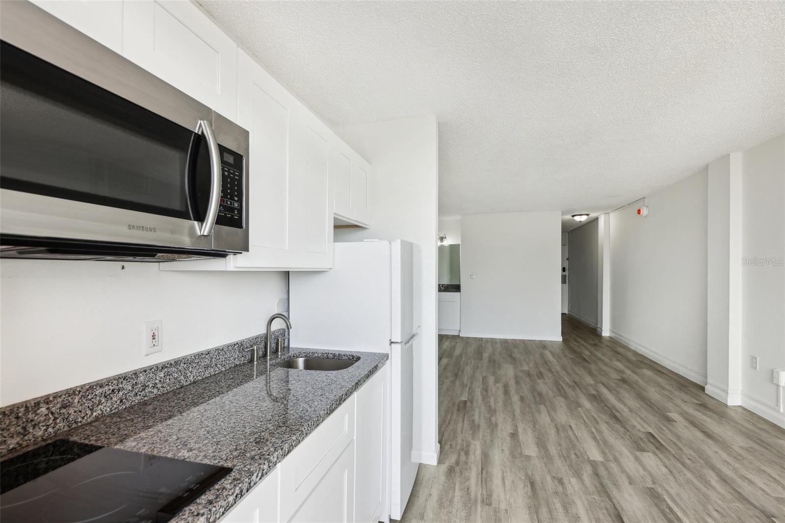 Image 4 of 16 For 935 Atlantic Avenue 302
