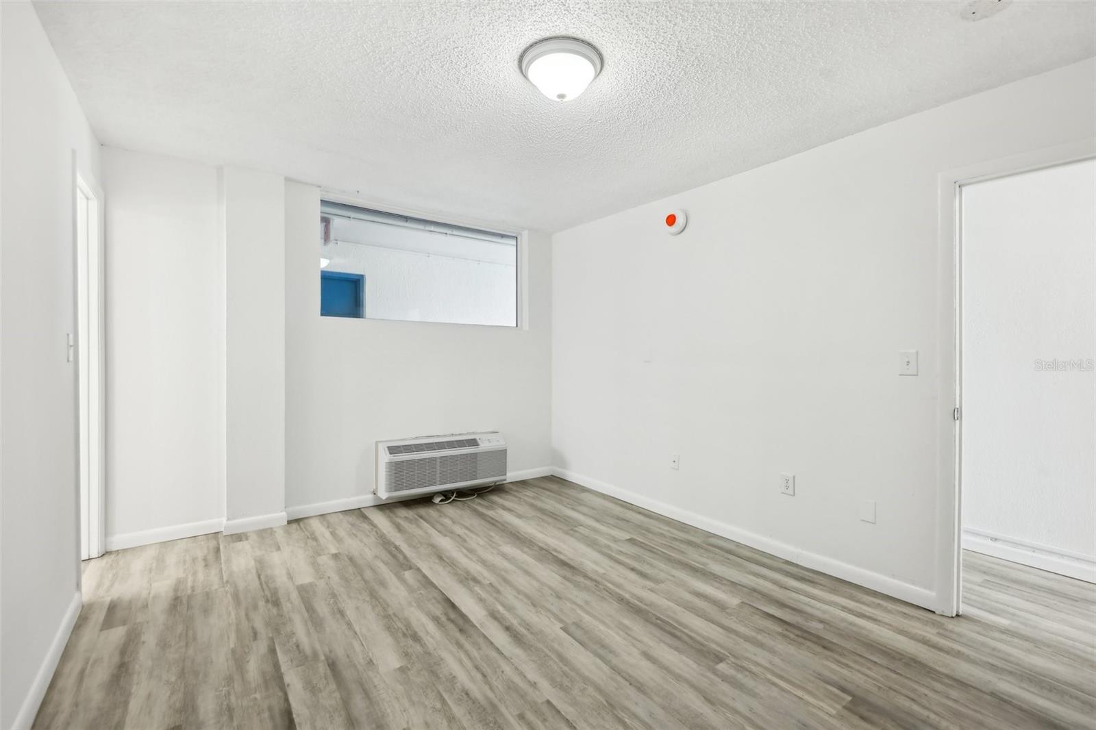 Image 8 of 16 For 935 Atlantic Avenue 302
