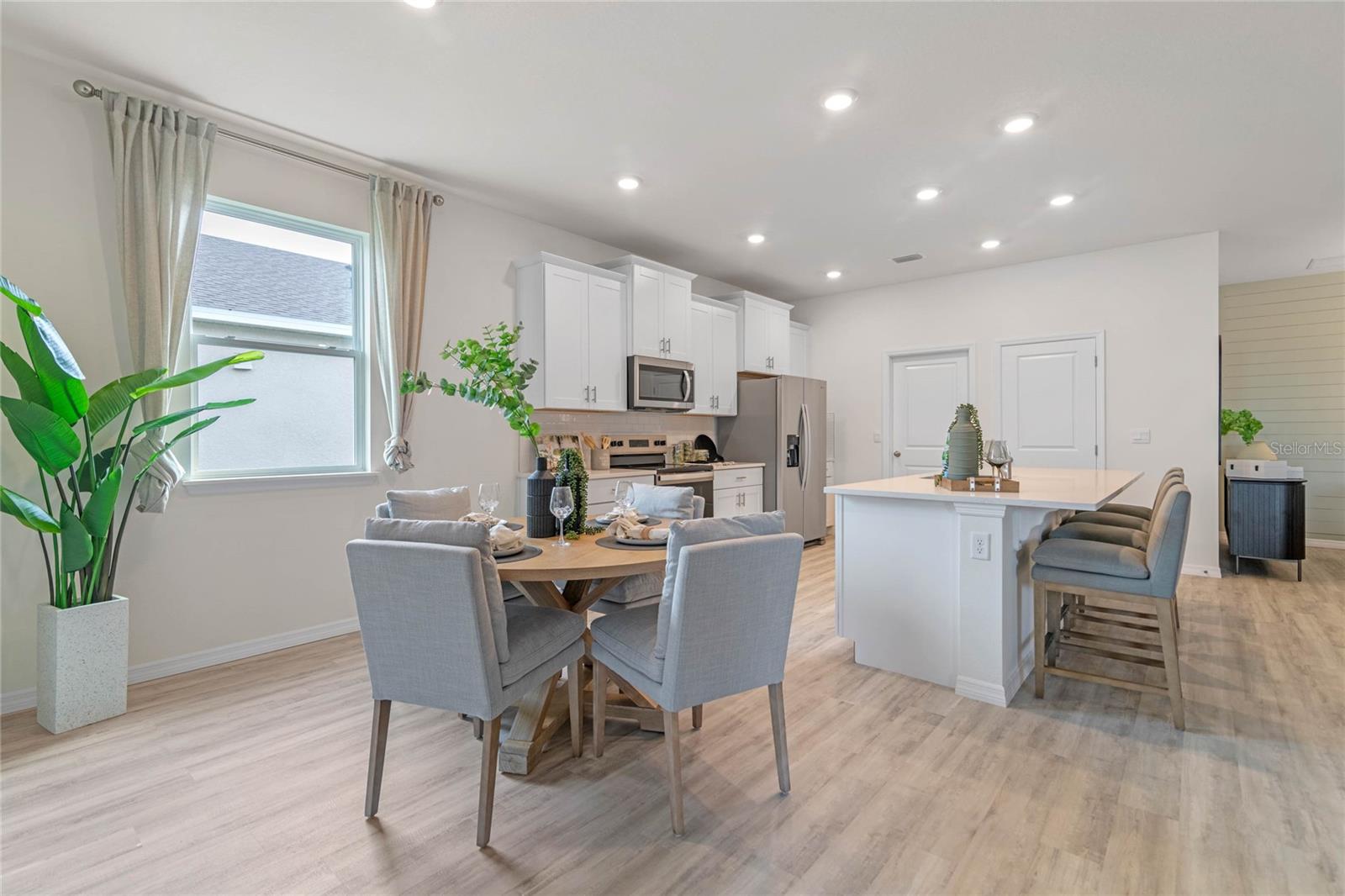 Image 12 of 44 For 2080 Ashwood Bluff Drive