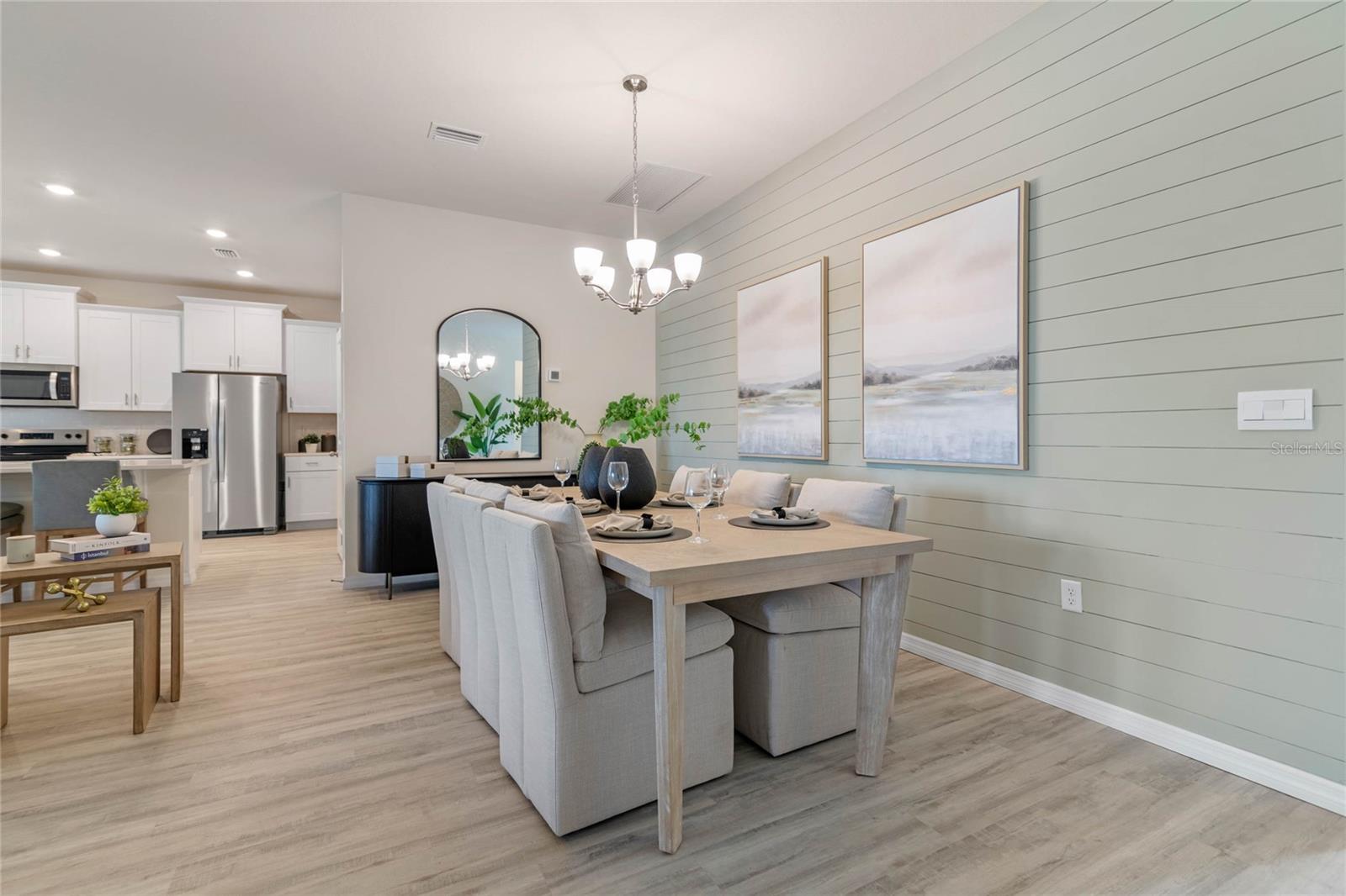 Image 3 of 44 For 2080 Ashwood Bluff Drive