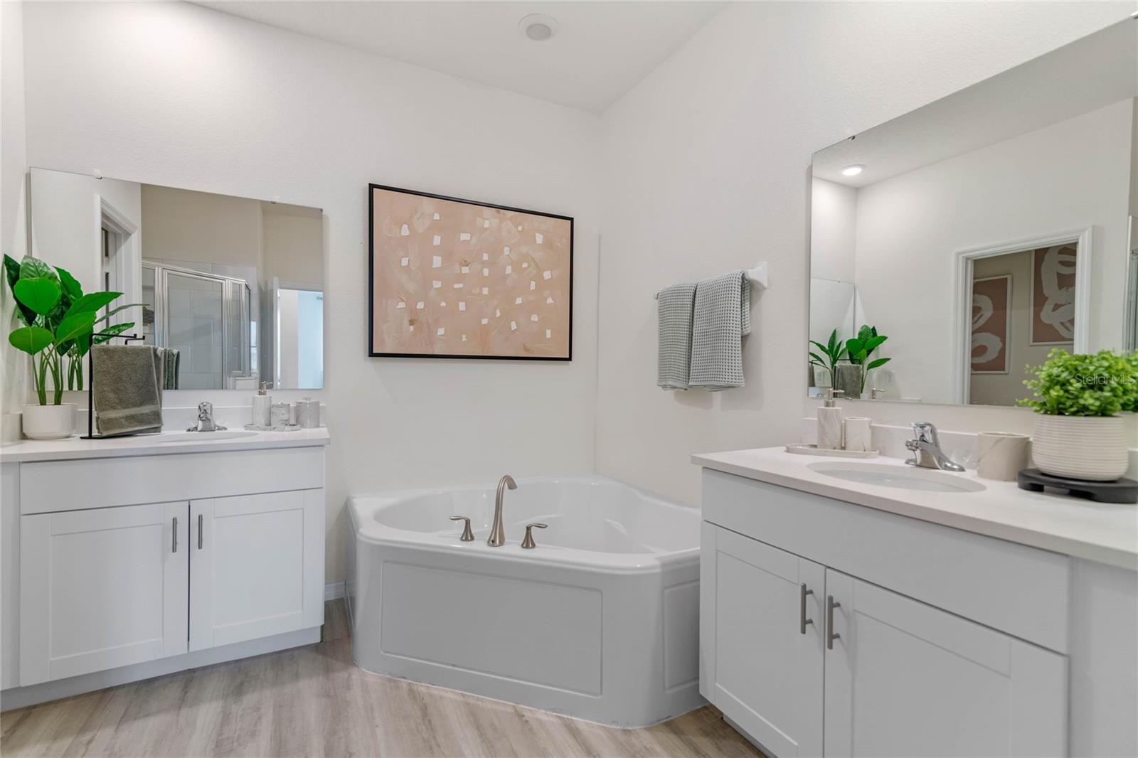 Image 32 of 44 For 2080 Ashwood Bluff Drive