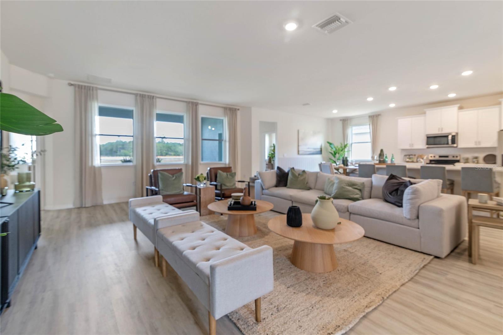Image 5 of 44 For 2080 Ashwood Bluff Drive